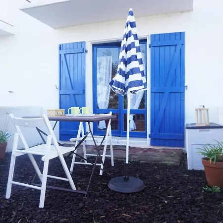 Avec Jardinet, Proche Et Commerces, - Fr-1-224b-594 アパート