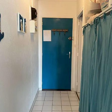 Avec Jardinet, Proche Et Commerces, - Fr-1-224b-594 *