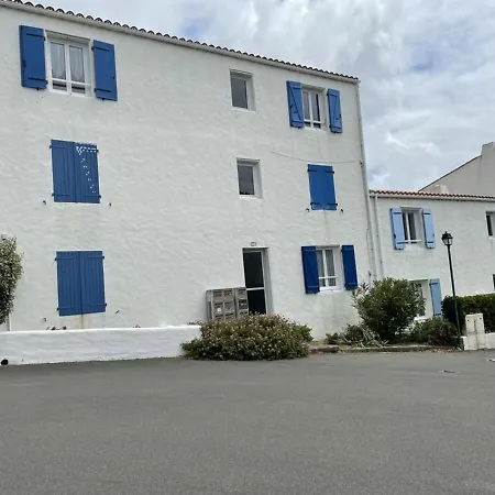 Avec Jardinet, Proche Et Commerces, - Fr-1-224b-594